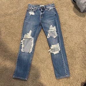 hidden straight leg ripped jean